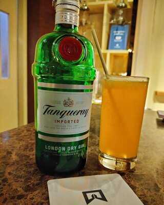 The Cheroot Malt & Cigar Lounge