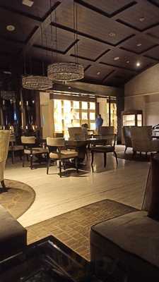 The Cheroot Malt & Cigar Lounge