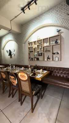 Family Tree Restaurant