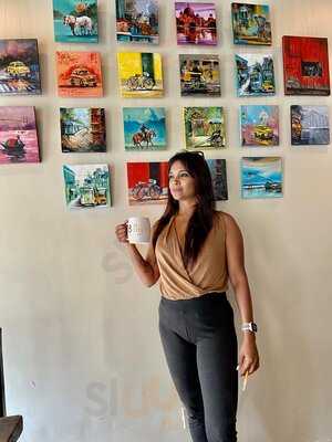 8th Day Cafe & Bakery