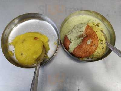 Brahmin's Coffee Bar