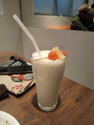 Celebrity Family Restaurant