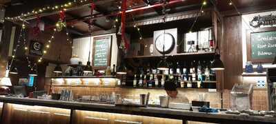 Incognito Restaurant, Bar & Cafe