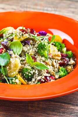 Incognito Restaurant, Bar & Cafe