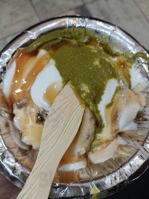 Lala Ji Chaat Corner