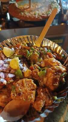 Food Street / Thindi Bheedi