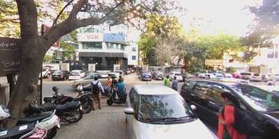 Sandy's Chocolate Laboratory