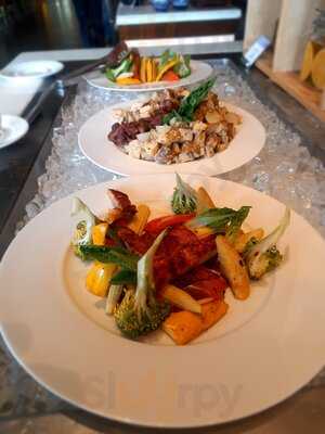 The Square - Food Outside The Box