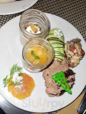 The Square - Food Outside The Box