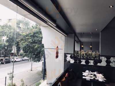 Rahul Restaurant & Bar