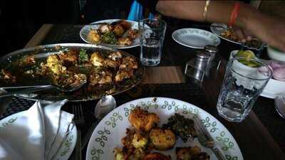 Rahul Restaurant & Bar