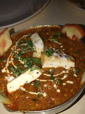 Veg Saagar Restaurant & Party Hall