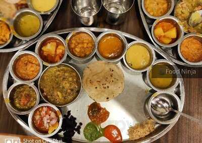 Rajdhani Thali