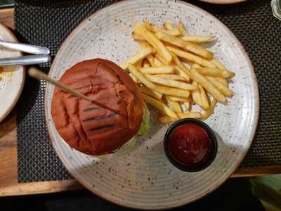 Gossip Fusion Bistro