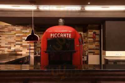 Piccante, Pizzeria & Bar