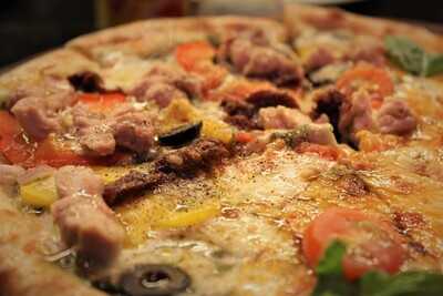 Piccante, Pizzeria & Bar