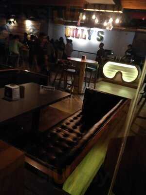 Gilly's Restobar