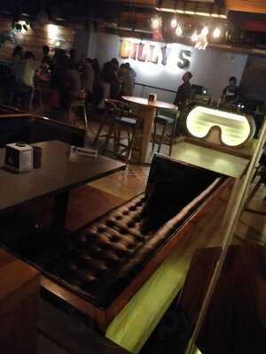 Gilly's Restobar