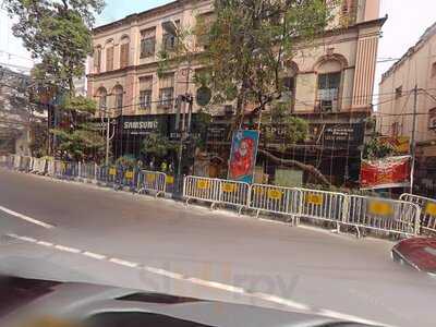 Olypub Bar And Restaurant