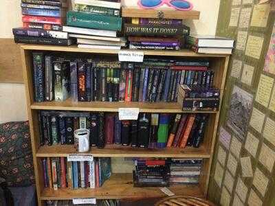 Pagdandi Books Chai Cafe