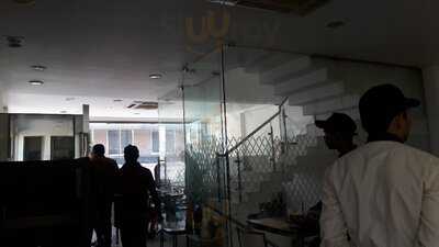 Kakada Ramprasad Sweets And Chaats