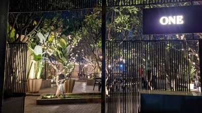 1 Lounge And Restaurant