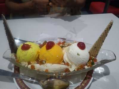 Cream Chills