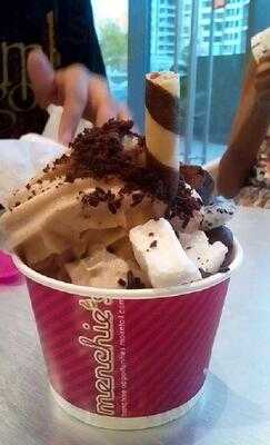 Menchie's Frozen Yogurt Pune