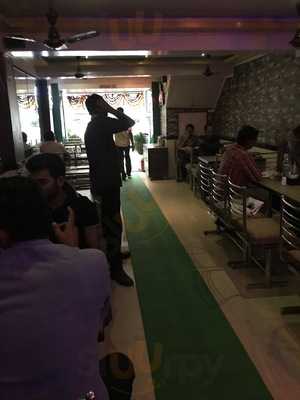 Hotel Mayura Restaurant