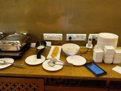 Jalsa Gold Restaurant