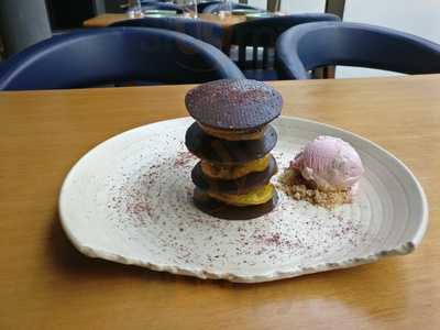 Pandora Gastronomy & Bar