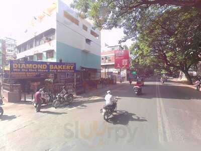 Diamond Bakery