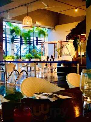 The Square, Novotel Chennai Sipcot