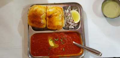 Hotel Shiv Sarovar Restaurant