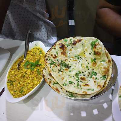 Hotel Shiv Sarovar Restaurant