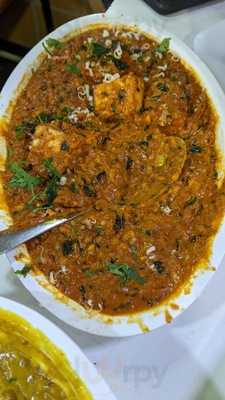 Hotel Shiv Sarovar Restaurant