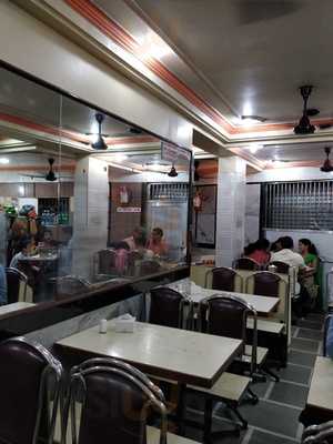 Hotel Shri Seena Palace Restaurant