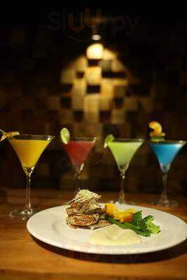 Evoke Bistro - Bar And Grill