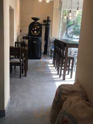 8th Day Cafe & Bakery