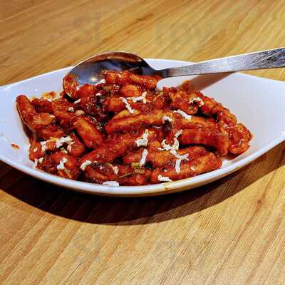 Hotel Crescent Restaurant