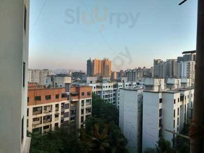 Garden View Family Dining Bar