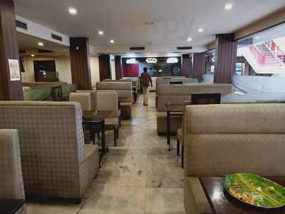 Ponnusamy Hotel Restaurant