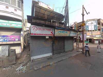 Shahji's Parantha House- Laxmi Road