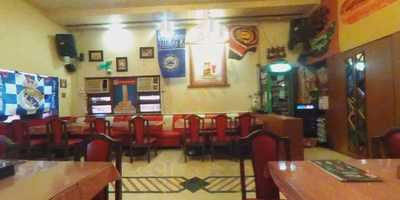 The Burger Barn Cafe