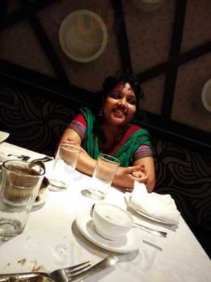 4 Seasons Multicuisine Restaurant