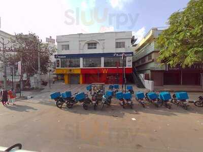 4 Seasons Multicuisine Restaurant