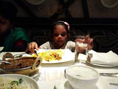 4 Seasons Multicuisine Restaurant