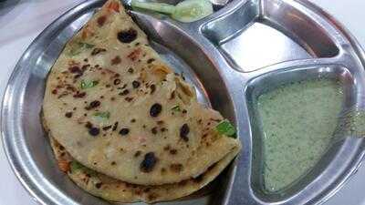Paratha Plaza