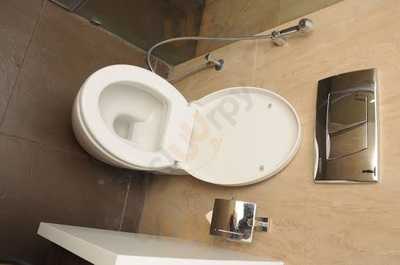 La Woods Hotel Restaurant