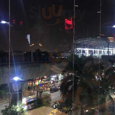 The Orient- Lounge And Dining